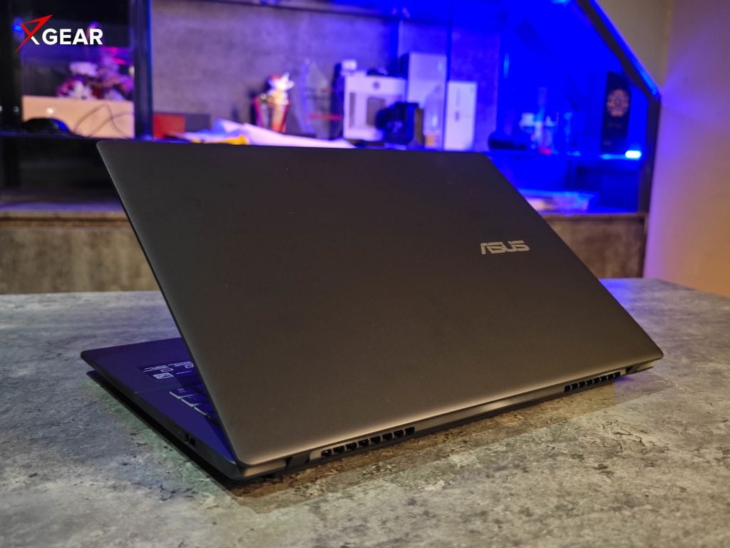 Asus AI V16 V3607VH-RP084W thiết kế theo tiêu chuẩn quân đội MIL-STD-810H