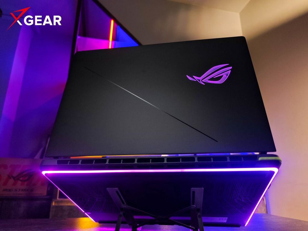 công nghệ ROG Intelligent Cooling tản nhiệt với 3 quạt