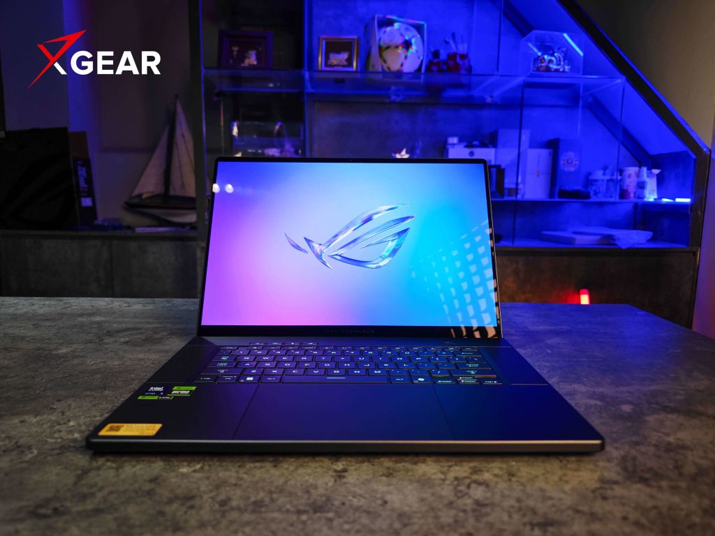 Asus ROG Zephyrus G16 GU606AR-TB027W sở hữu màn hình ROG Nebula OLED 240Hz