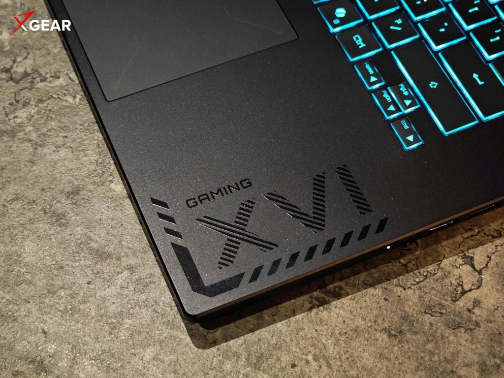 Laptop Gaming Gigabyte A16 GA63H 3VHK3VN893SH phần kê tay