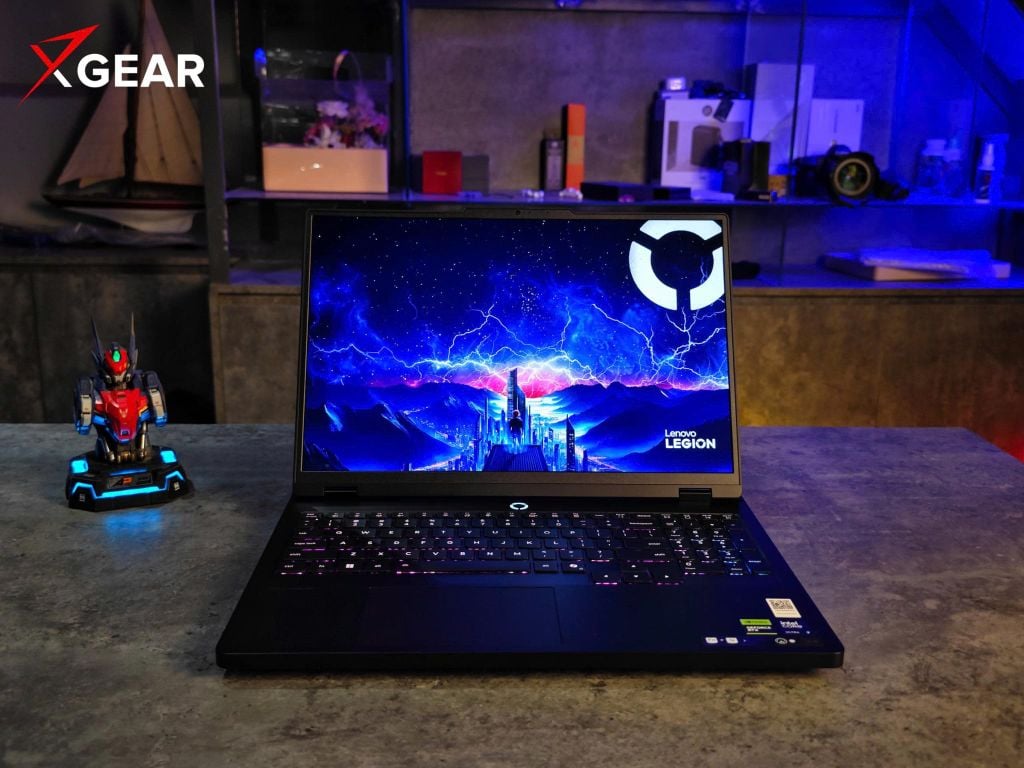 laptop gaming lenovo legion pro 5 16iax10 83f300cwvn chính diện