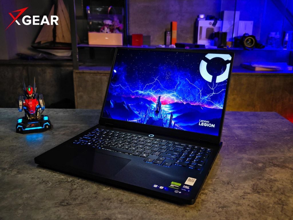 laptop gaming lenovo legion pro 5 16iax10 83f300cwvn góc phải