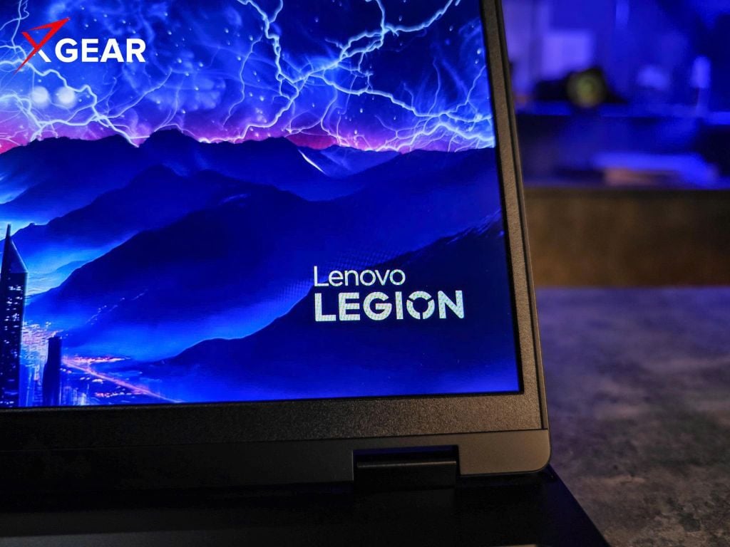laptop gaming lenovo legion pro 5 16iax10 83f300cwvn lề màn hình