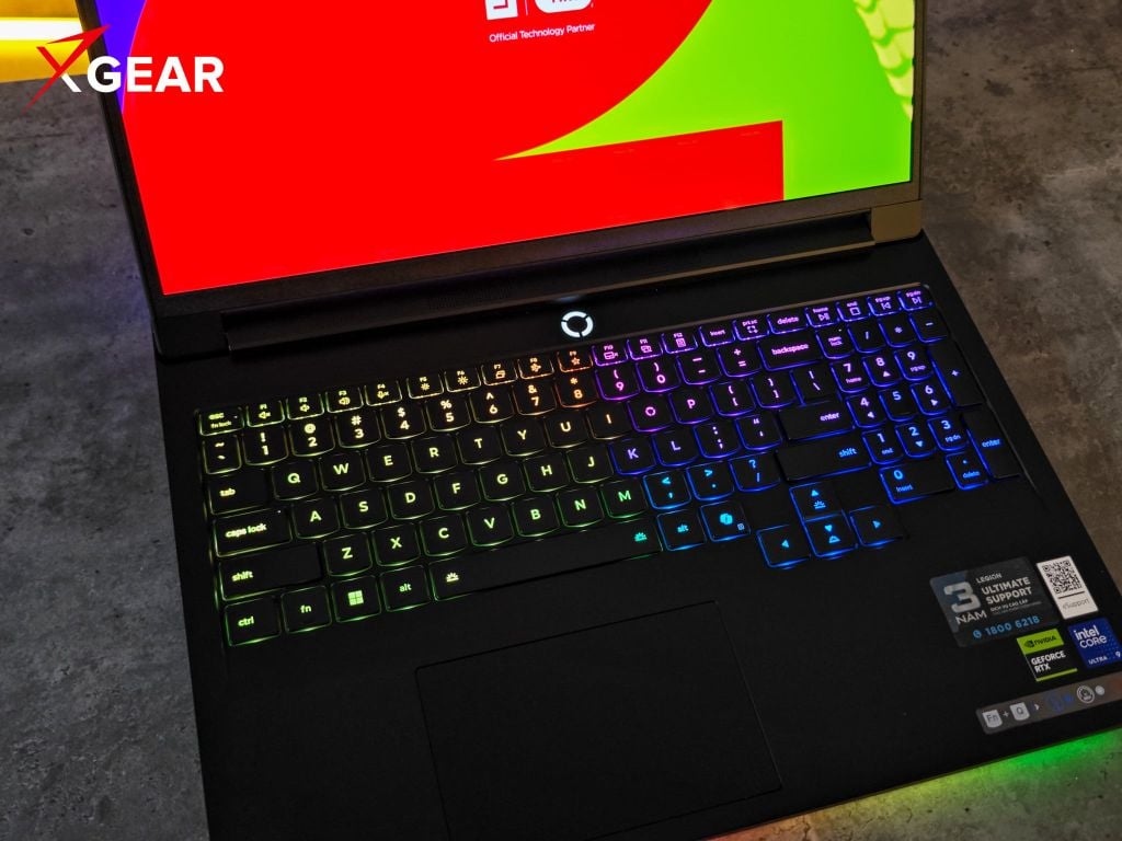 Lenovo Legion Pro 7 16IAX10H 83F500JGVN cấu hình mạnh mẽ ultra 9