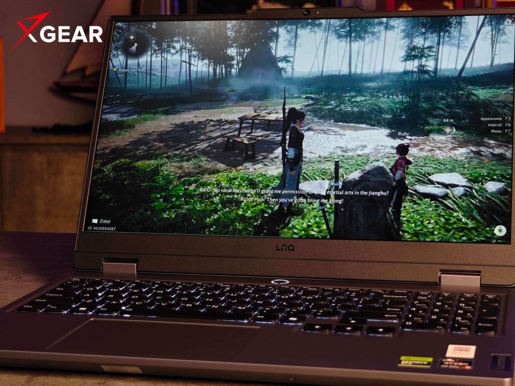 webcam laptop Lenovo LOQ 15ARP9 83JC00LVVN có nắp che vật lý E-shutter đảm bảo được sự riêng tư