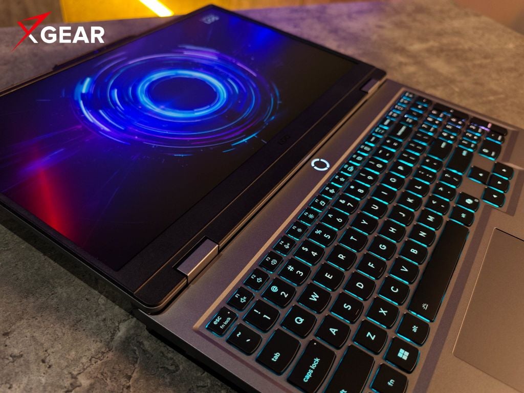 laptop lenovo loq 15irx10 83je00pevn thiết kế 360 độ