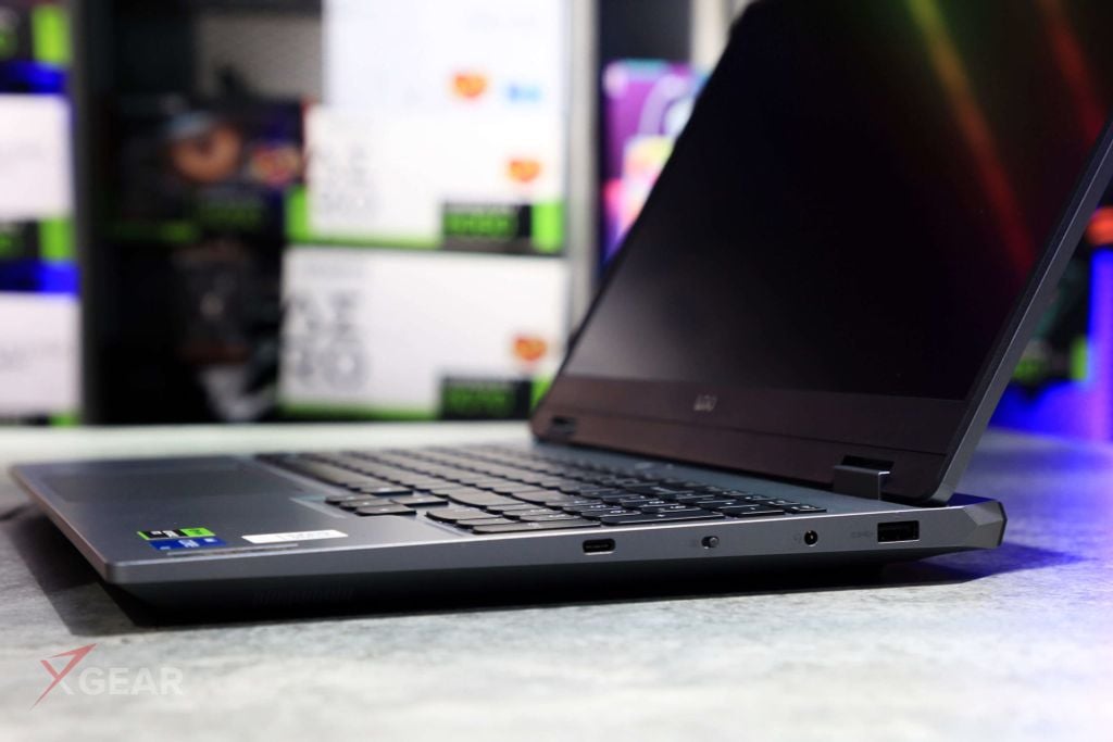 Lenovo LOQ 15IRX9 83DV01H2VN được trang bị đầy đủ cổng kết nối