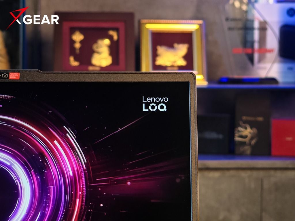 Màn hình IPS 15.6 inch với độ phân giải Full HD 1920x1080 của Lenovo LOQ Essential