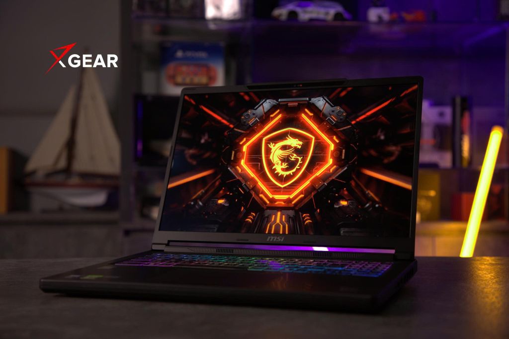 Laptop Gaming MSI Crosshair 16 HX E14WEK 077VN góc phải