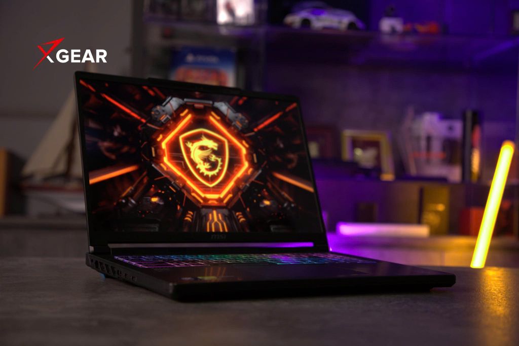 Laptop Gaming MSI Crosshair 16 Max HX E2WGXK-052VN góc nghiêng phải