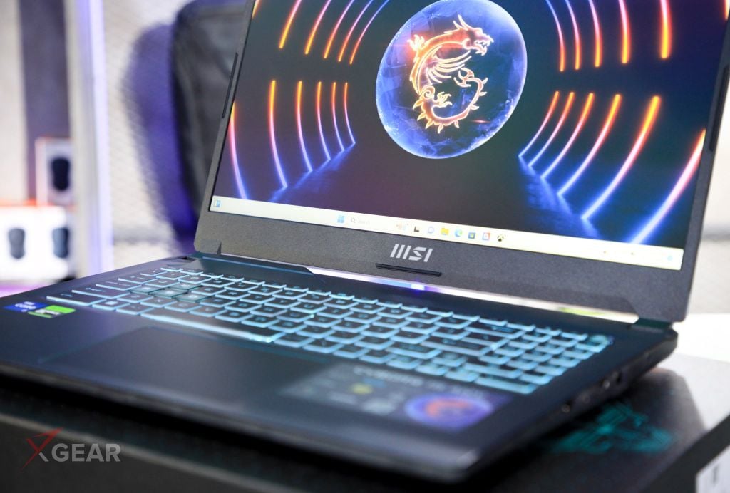 laptop gaming msi cyborg 15 black edition a13veo 2610vn logo msi