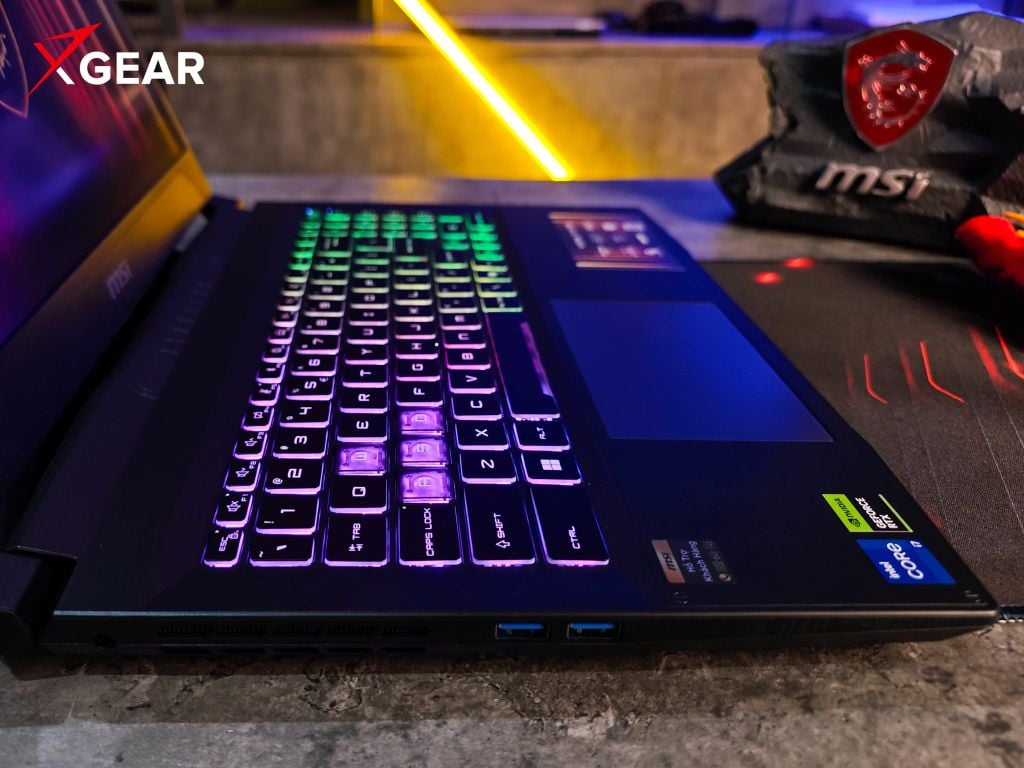 laptop MSI Katana 15 HX B14WFK 294VN sỡ hữu bàn phím RGB 4 vùng