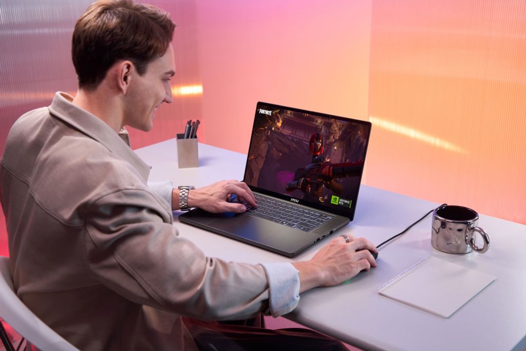 MSI Stealth 16 AI+ B3WGX 008VN đồ họa mạnh 5070 giúp chơi game sống động