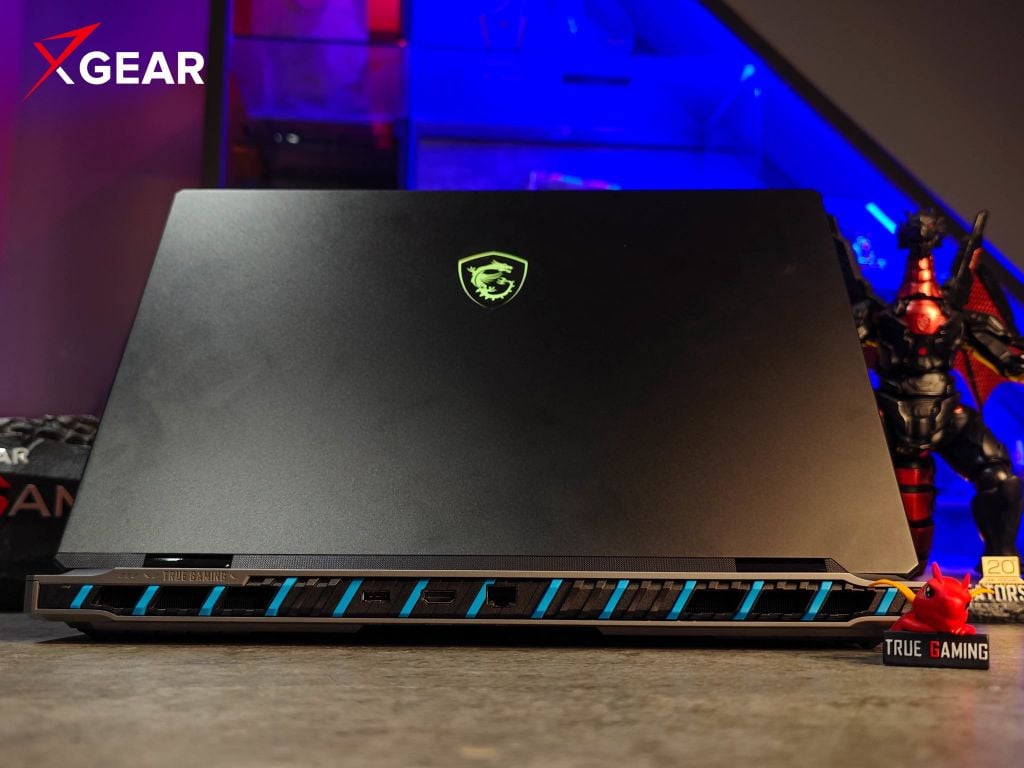 Mua Laptop Gaming MSI Titan 18 HX A2WJ 1200VN chính hãng, giá tốt tại Xgear