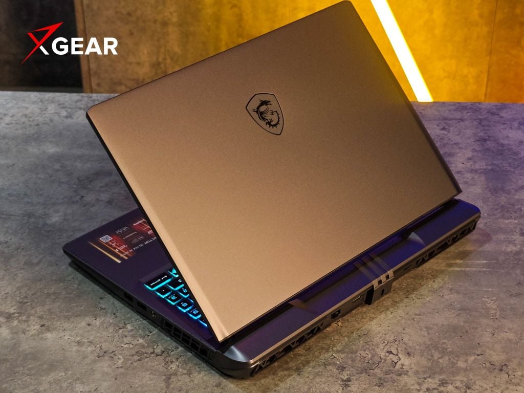 Vector A16 HX A8WHG 010VN thiết kế nhôm nhựa mang màu sắc Cosmos Gray