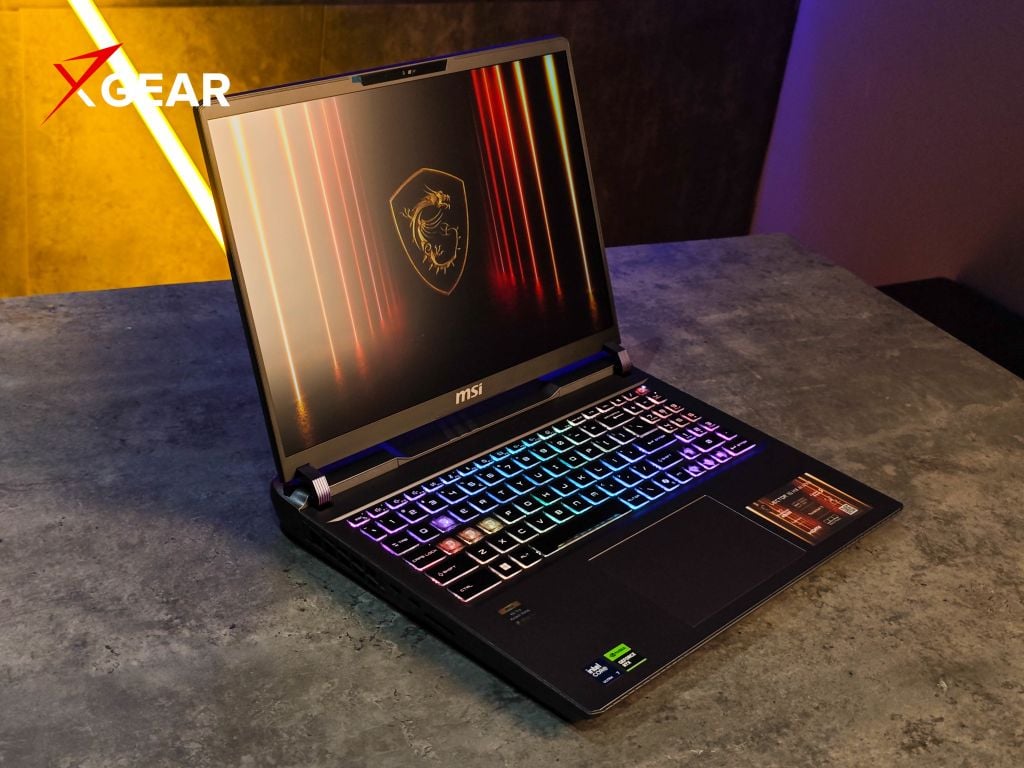 Vector A16 HX A8WHG 010VN trang bị chip AI trên card 5070Ti