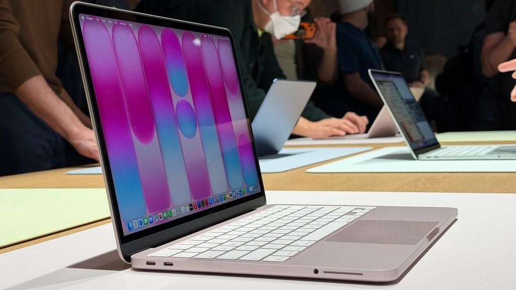 ai nên mua macbook neo