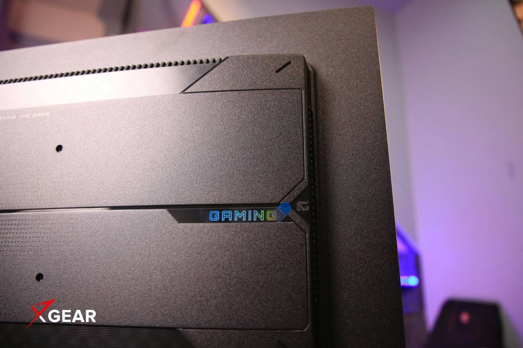 mặt sau màn hình gaming gigabyte g27q20t