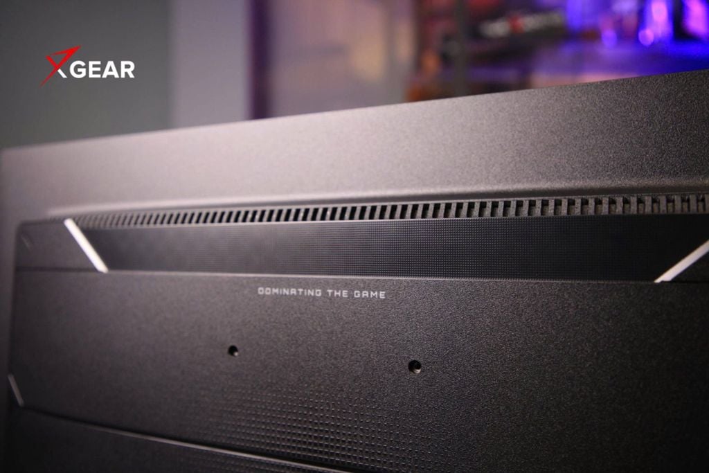 mặt sau màn hình gaming gigabyte g27q20t