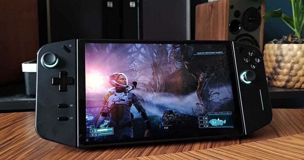 máy chơi game có thời lượng pin lâu, cho phép chơi game liên tục