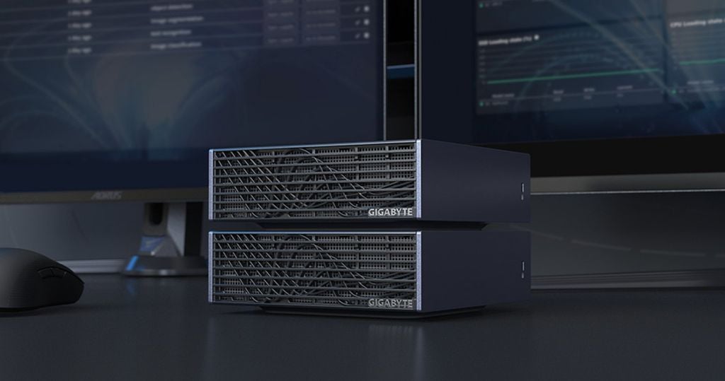 Mini PC Gigabyte AI Top Atom thiết kế nhỏ gọn, tiện lợi