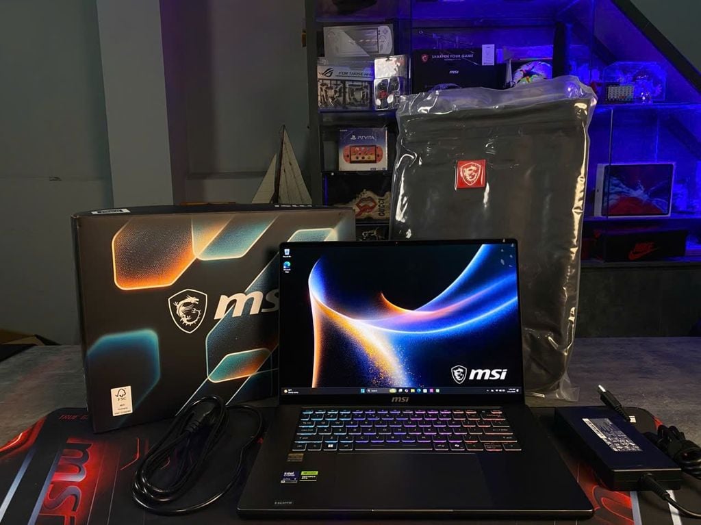 laptop MSI stealth