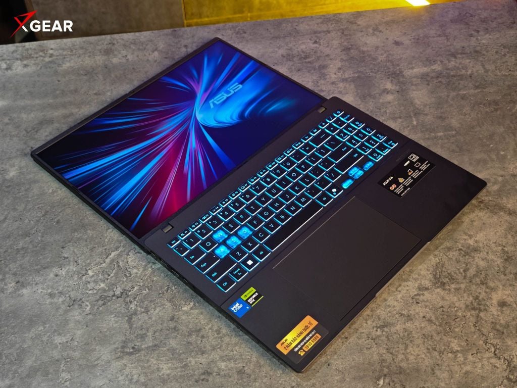 Laptop Gaming Asus AI V16 V3607VU-RP290W