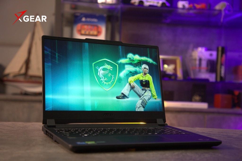 laptop MSI Cyborg 15 C13WEO-417VN