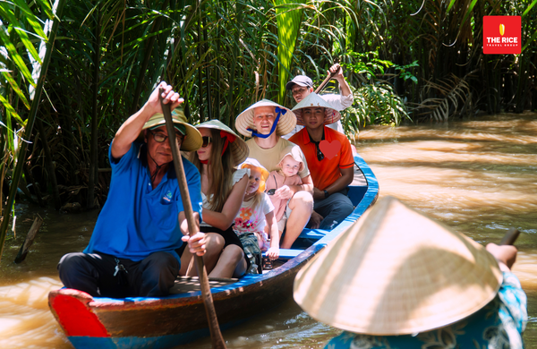 Liên hệ ngay The Rice Travel Group để trải nghiệp tour miền Tây - Chợ Nổi Cái Răng Cần Thơ trọn vẹn nhất