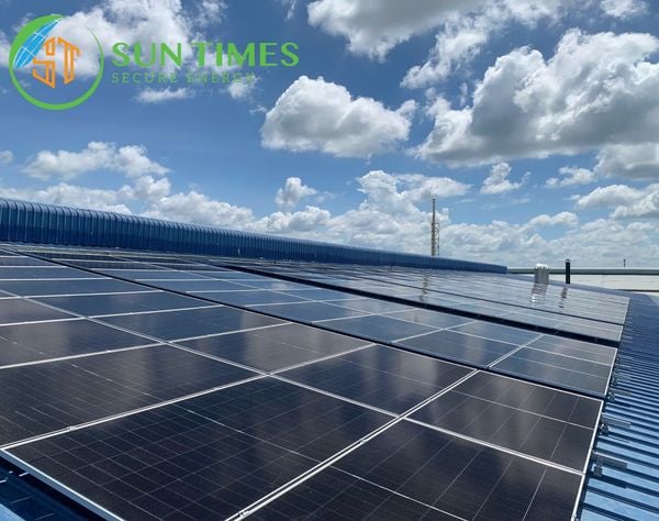 SUN TIMES HOÀN THIỆN DỰ ÁN ĐIỆN MẶT TRỜI LONG ĐỨC 308,88 kWp SAU 24 NGÀY THI CÔNG