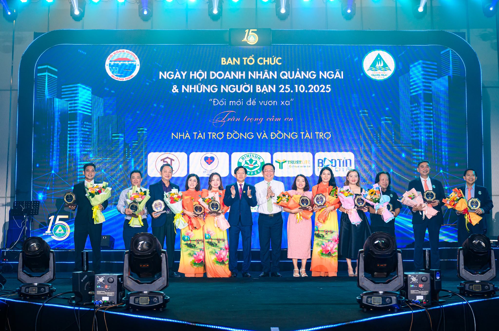 Tavitax Đồng Hành Cùng Ngày Hội Doanh Nhân Quảng Ngãi 2025 - “Đổi Mới Để Vươn Xa”