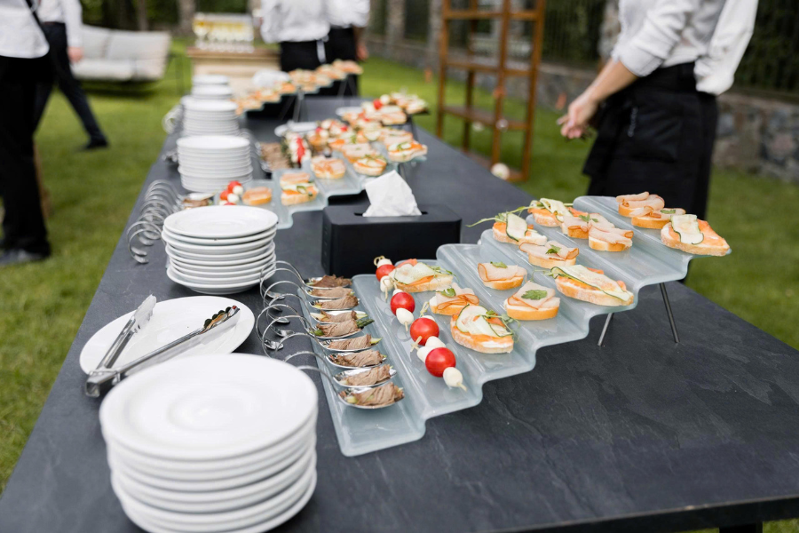 Phân biệt các loại tiệc Tea-break, Finger Food và Canapé trong sự kiện