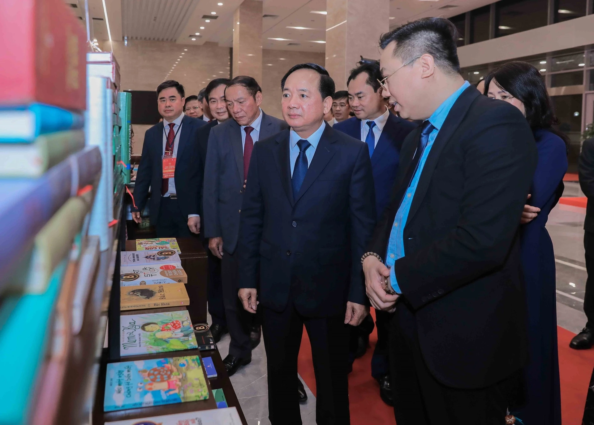 Ban Tuyên giáo và Dân vận Trung ương vừa ban hành Hướng dẫn số 22 về Quán triệt, tuyên truyền, triển khai thực hiện Chỉ thị số 04 của Ban Bí thư.