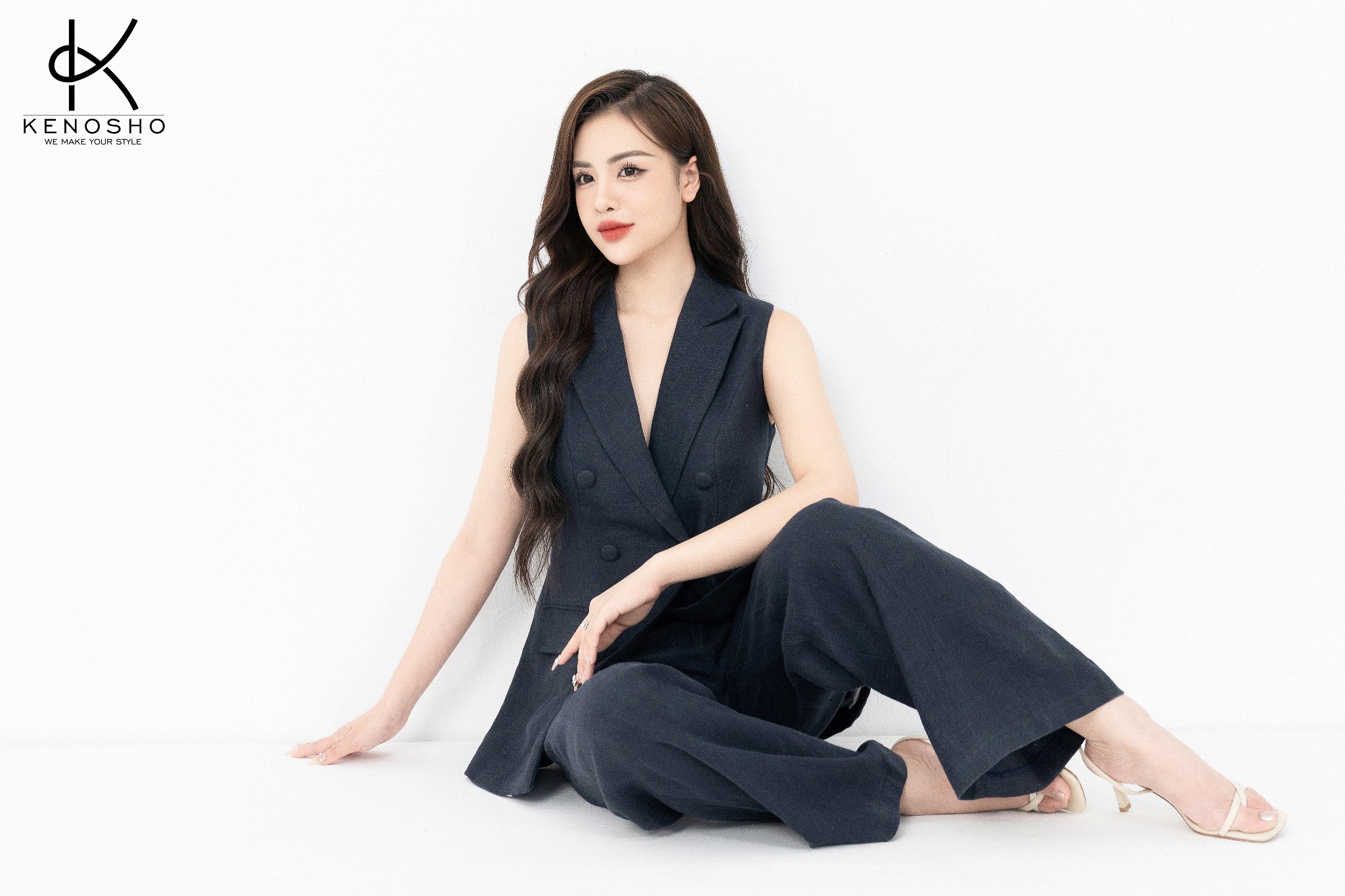 Quần Suông vs Chân Váy: Cuộc Chiến Phong Cách Trong Tủ Đồ Hiện Đại