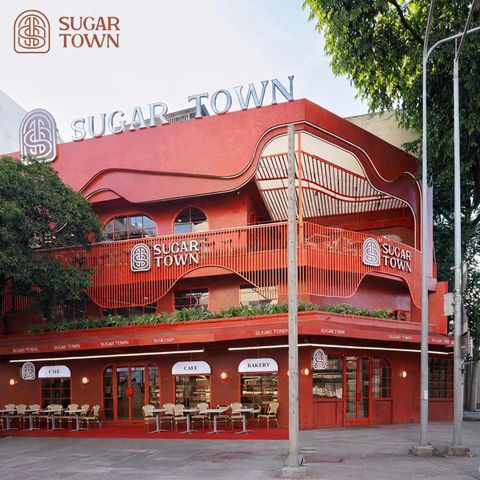 Sugar Town Khánh Hội - Tiệm bánh ngay mặt tiền Khánh Hội