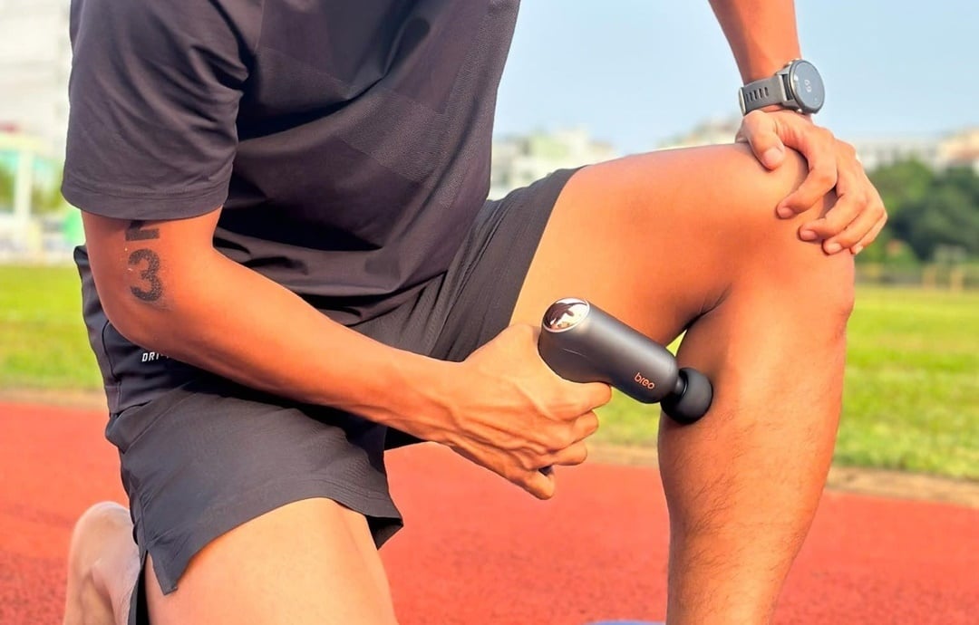 Bí quyết phục hồi & săn chắc cơ: Kết hợp súng massage và tập luyện