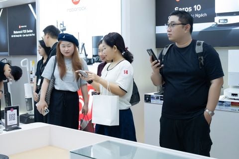 Trải nghiệm thực tế: KOL/ KOC nói gì về Roborock Qrevo Edge 2?