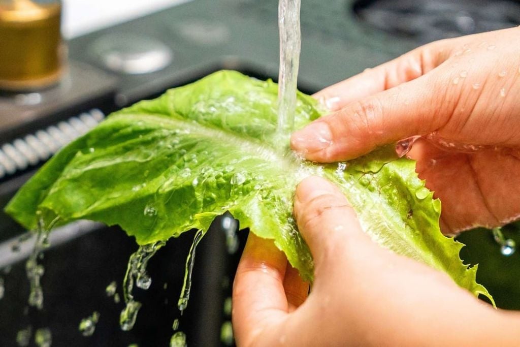 Nếu nước có mùi lạ nên lập tức kiểm tra chất lượng