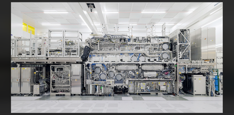 Vì sao Trung Quốc vẫn chưa tự chủ được máy quang khắc chip cao cấp