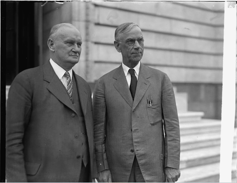 Những ý tưởng ngớ ngẩn có bao giờ chết thật không?