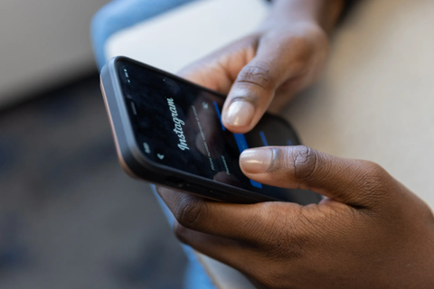 Nghỉ mạng xã hội một tuần: Liệu có thể trở thành “liệu pháp rẻ nhất” cho thế hệ trẻ?