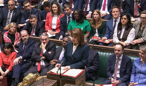 Anh tăng thuế hơn 30 tỷ USD trong nỗ lực tái lập “ổn định kinh tế”