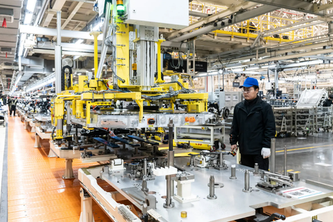 Bước ngoặt lịch sử của kinh tế Trung Quốc khi đầu tư đồng loạt chững lại