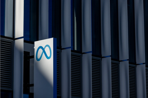 Nhà tiên phong AI cảnh báo: “Hiệu ứng bầy đàn công nghệ” đang tiến vào ngõ cụt