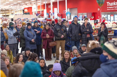 Khởi đầu vị trí mới và khủng hoảng sát trụ sở