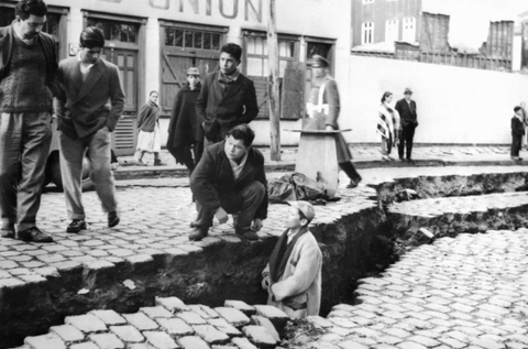 Vòng lửa Thái Bình Dương: Vành móng ngựa của rủi ro