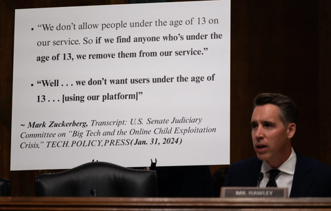 AI châm ngòi làn sóng phẫn nộ mới của phụ huynh trong cuộc chiến an toàn mạng