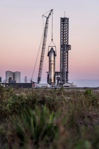 Goldman Sachs thắng lớn trong cuộc đua dẫn dắt IPO của SpaceX