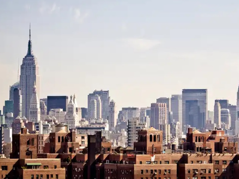 Sau đóng băng tiền thuê: Bài toán nợ của nhà ở New York