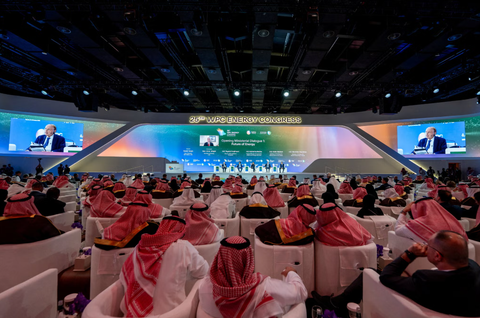 Ả rập Saudi và bài toán giữ vững vị thế trung tâm năng lượng